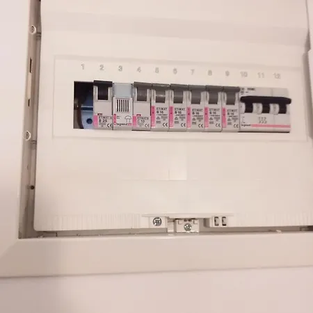 Apartma Nadja With Private Parking Appartamento Lubiana