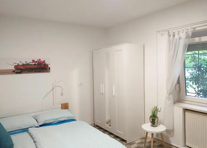 Lejlighed Apartma Nadja With Private Parking *